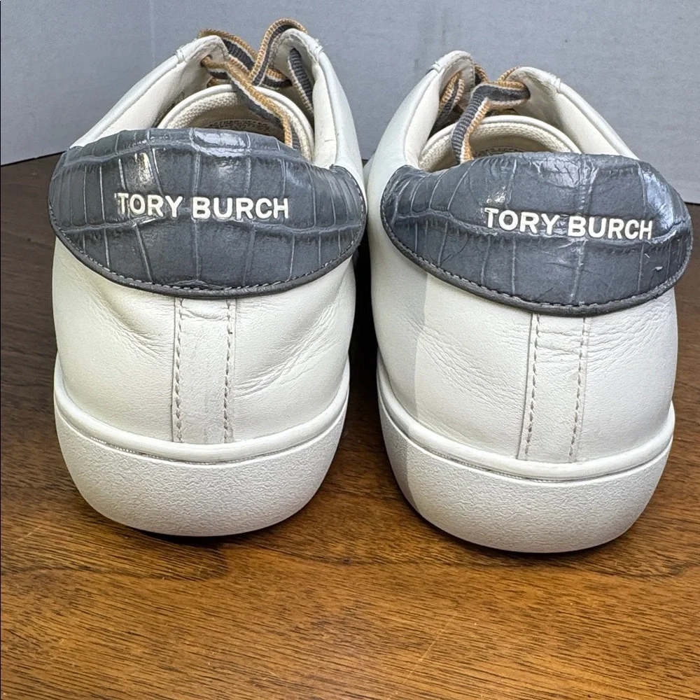 Tory Burch Leigh T-logo White Leather Sneakers w/ Perforated Logo, Womens sz 10